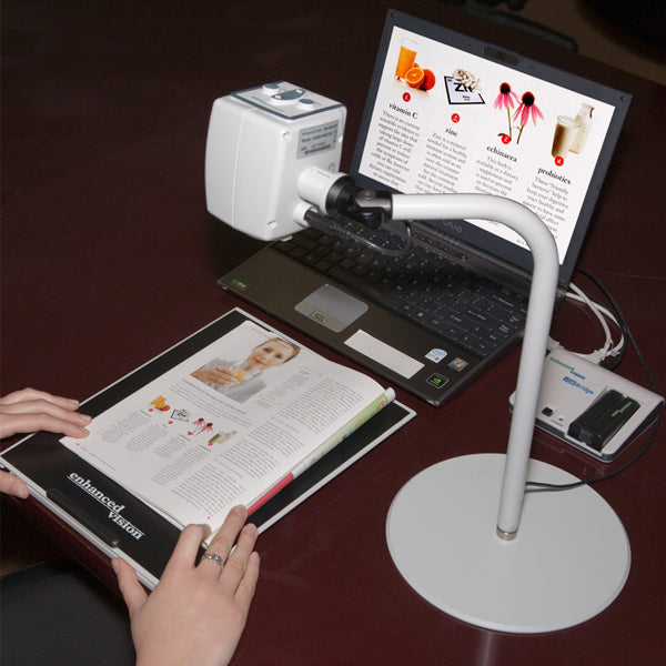 Acrobat XY table Mini in use scanning a magazine
