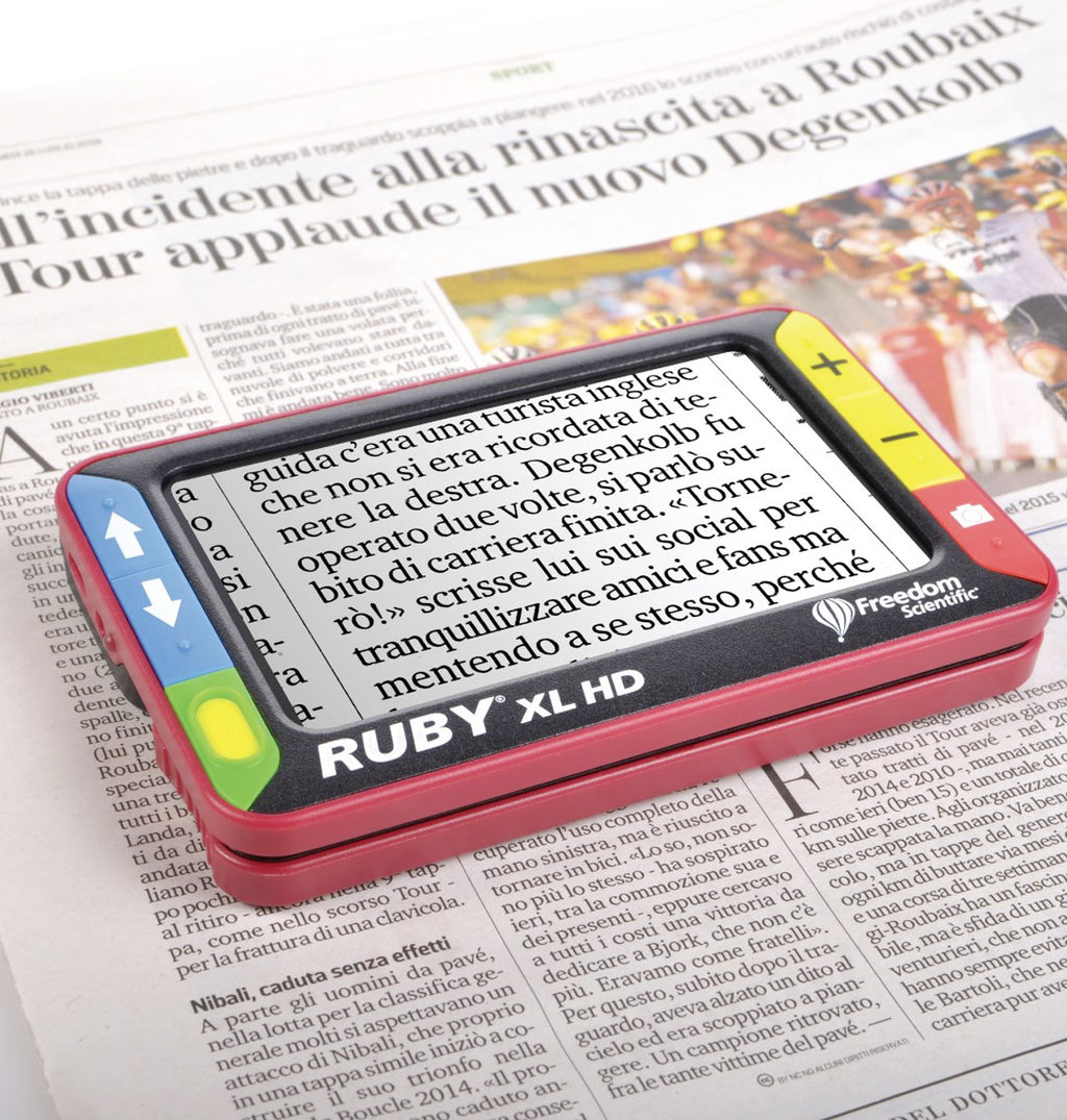 RUBY XL HD magnifying newspaper 